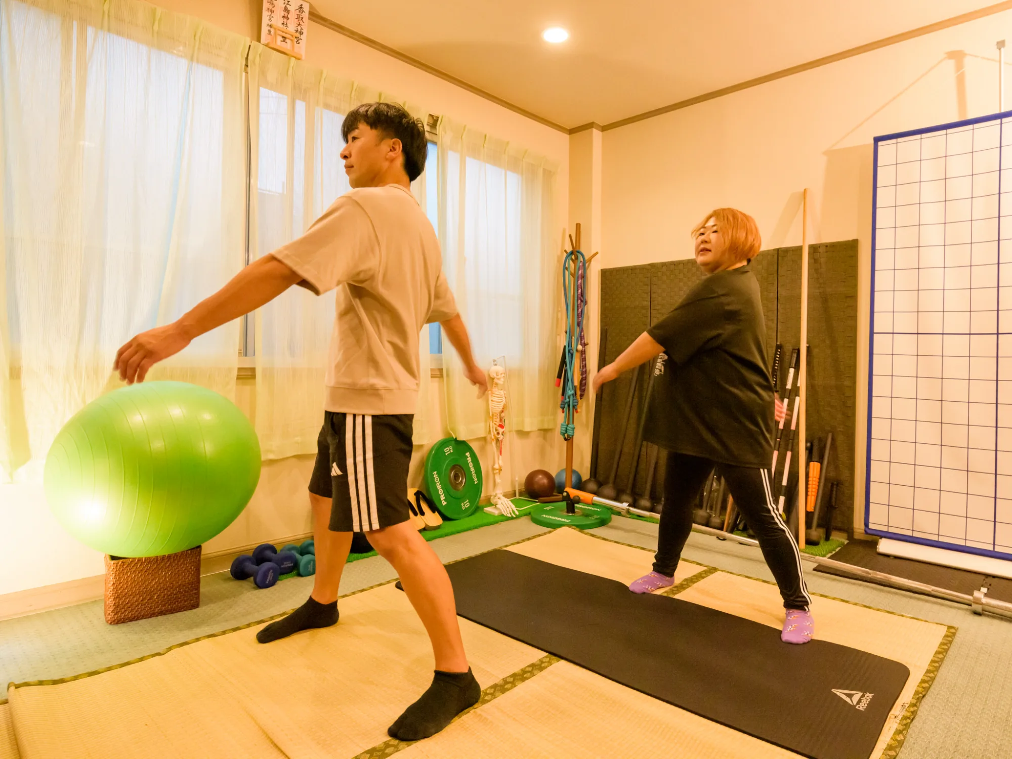 検査で左右差を知る